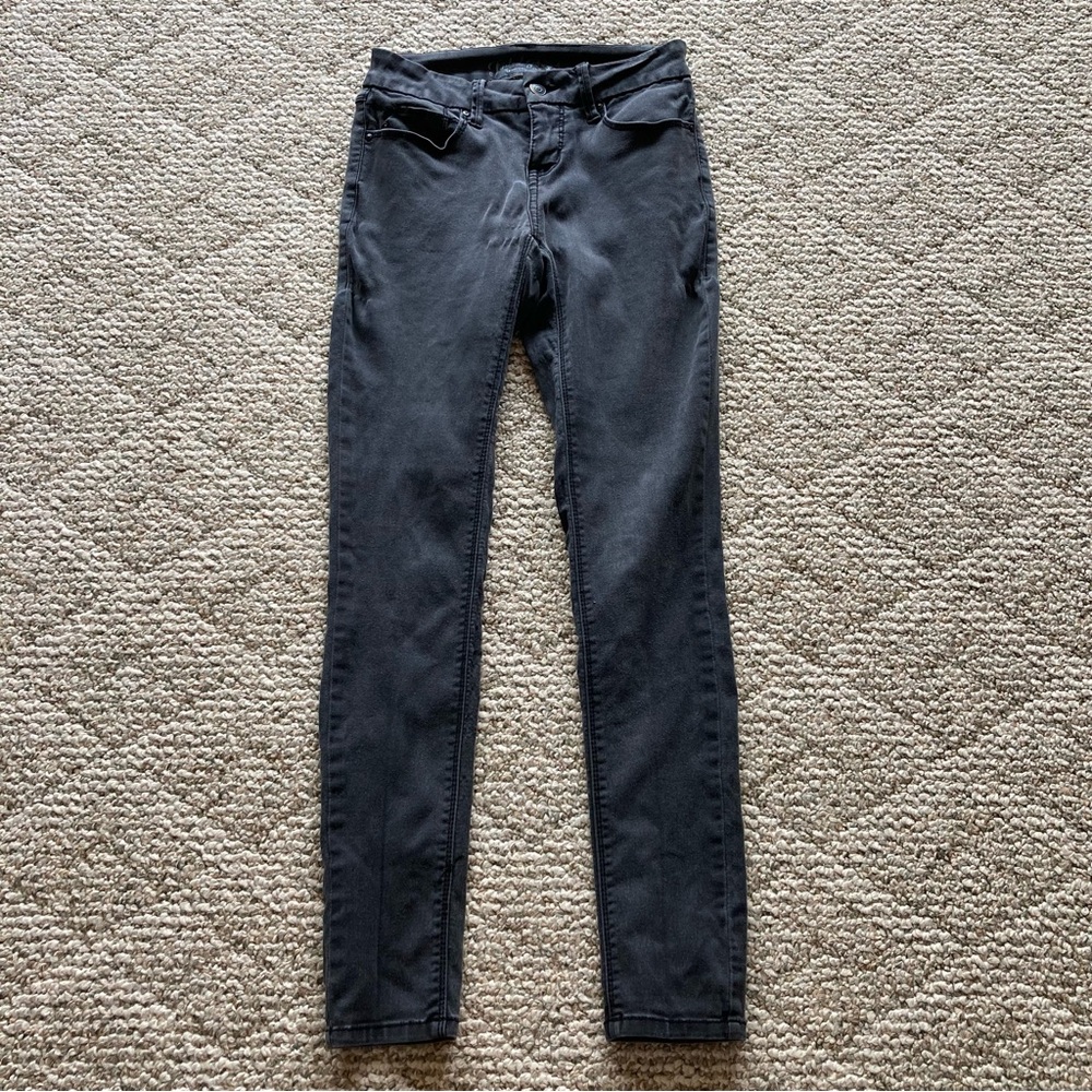 5/$15 Faded Glory Faded Gray Skinny Jeans 4P